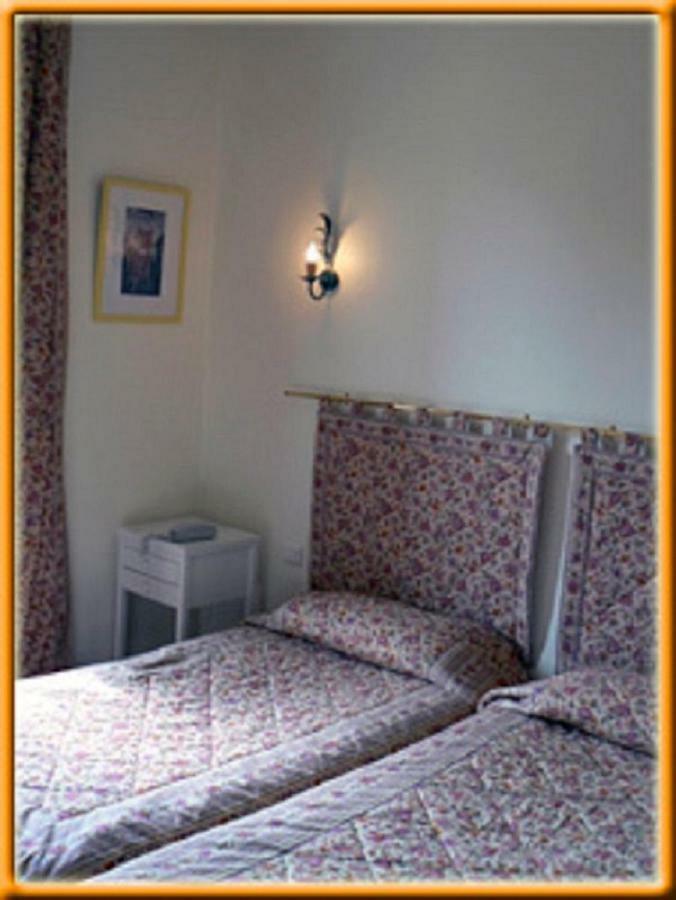 Hotel Marcellin Beaulieu-sur-Mer Szoba fotó